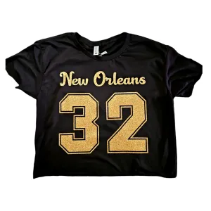 32 crop black & gold