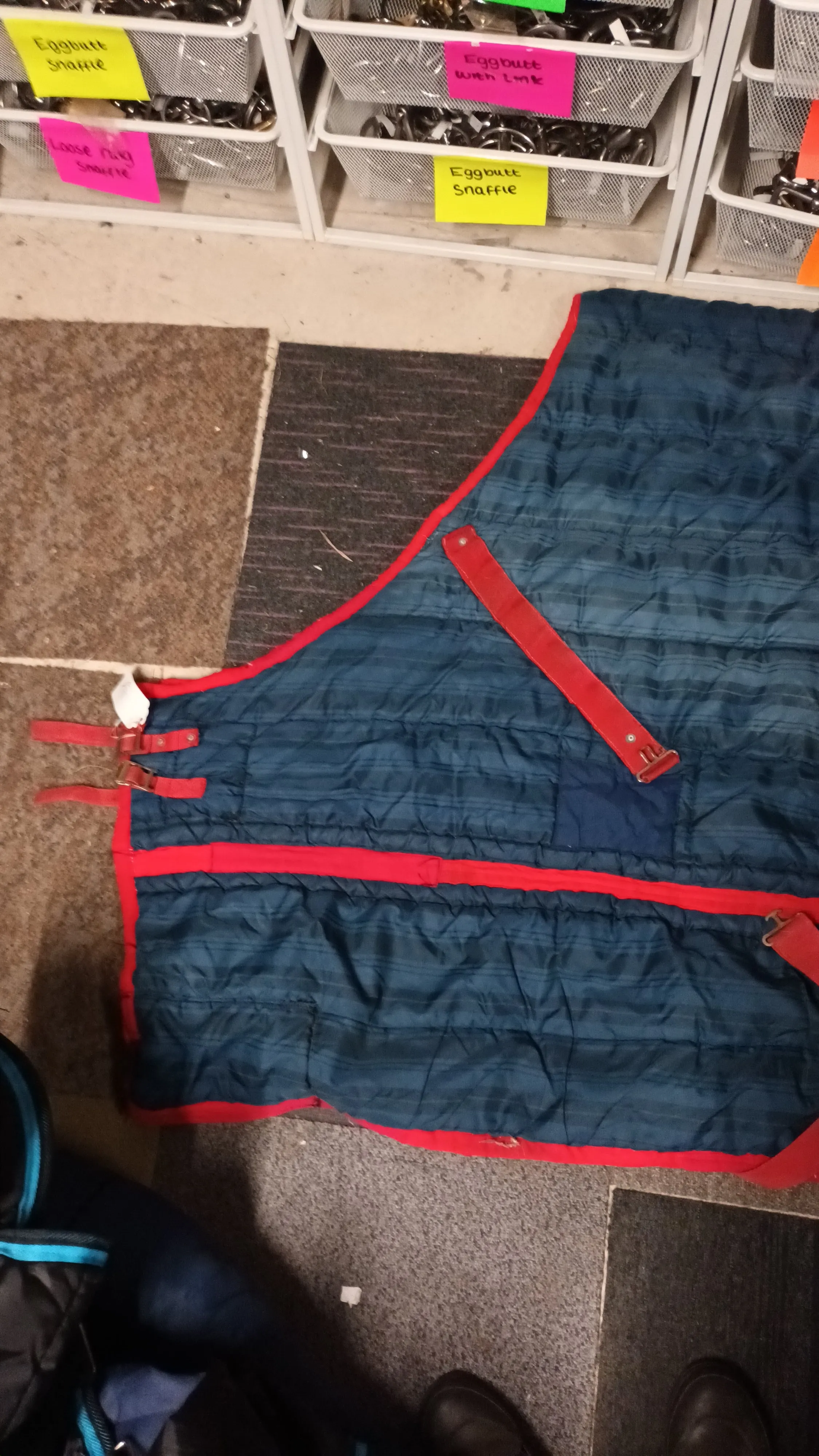5'6 heavy stable rug, used condition