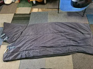 6'3 horseware medium under rug with neck