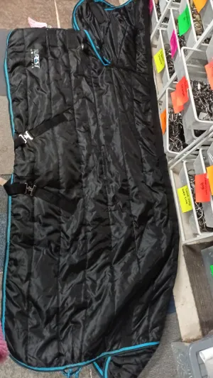 6'9 200g, combo stable rug, needs small repair