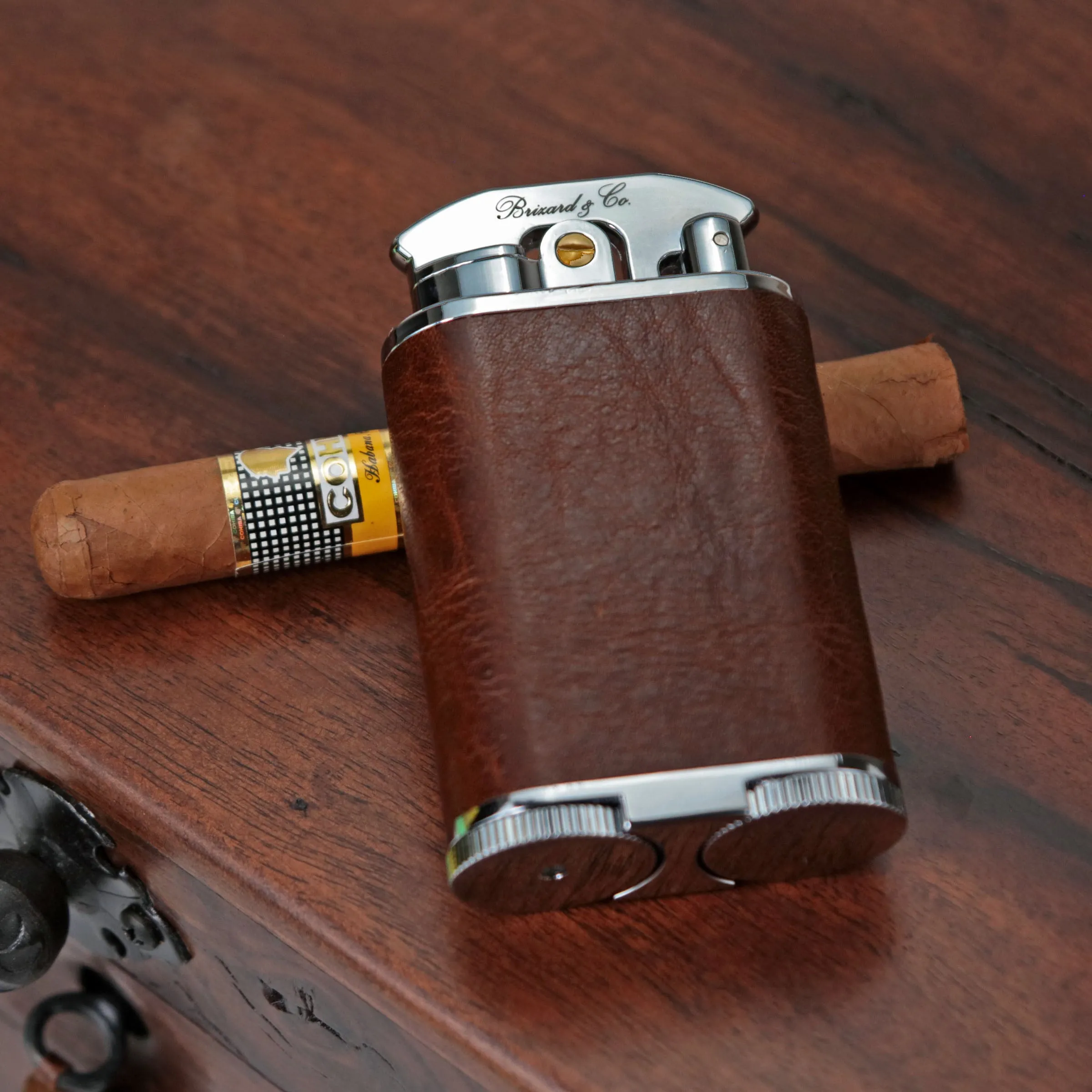 Brizard and Co Gatsby Table Lighter - Antique Saddle Leather
