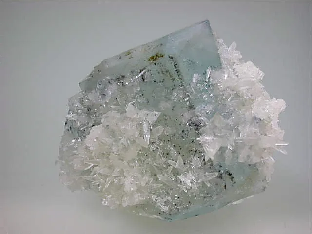 Calcite on Fluorite, Bethel Level Annabel Lee Mine, Ozark-Mahoning Company, Harris Creek District, Southern Illinois, Mined c. 1986-1990, Tolonen Collection, Miniature 2.0 x 5.0 x 7.0 cm, $125.  Online 1/13. SOLD.