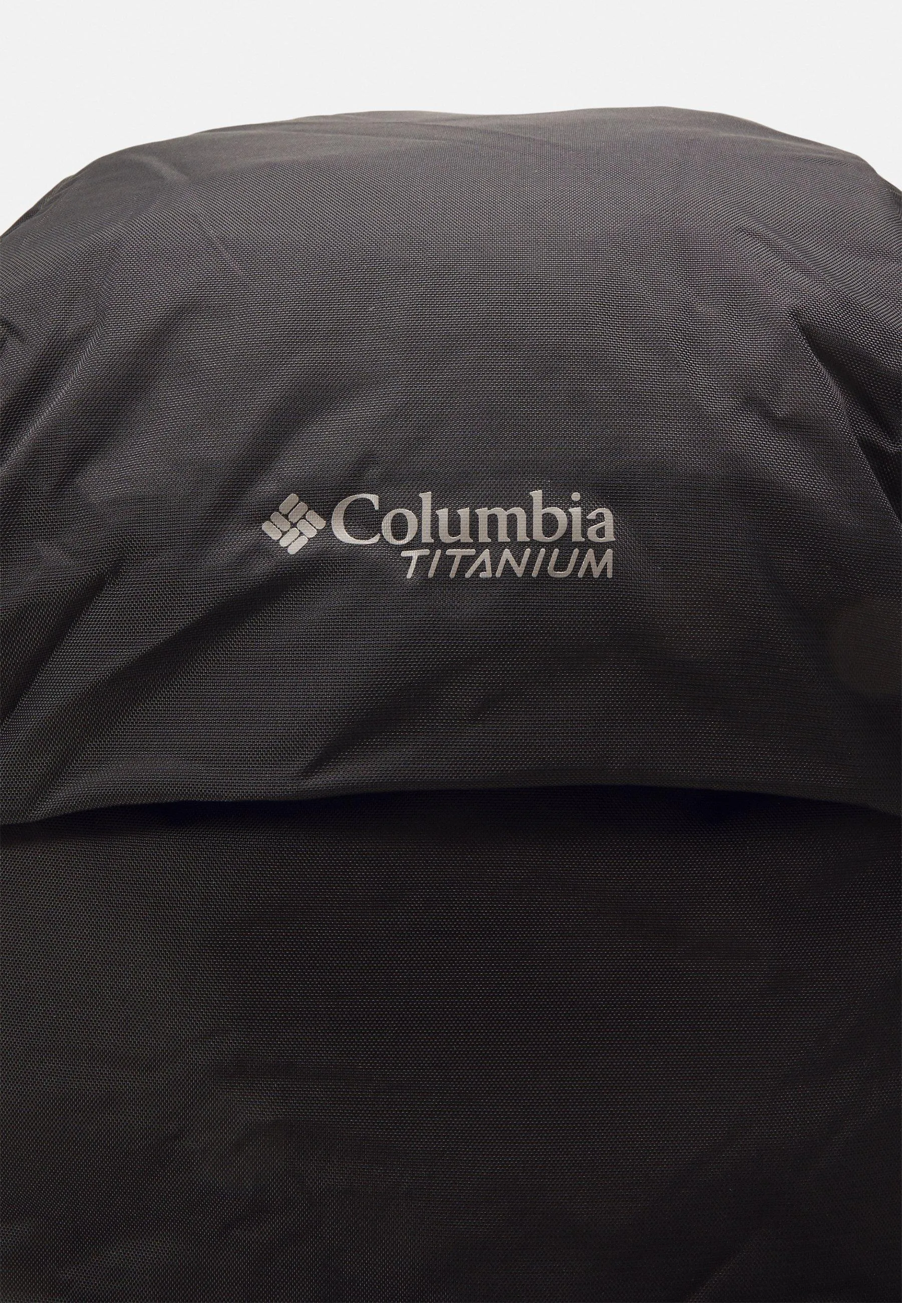 Columbia Unisex Black Triple Canyon 60L Backpack