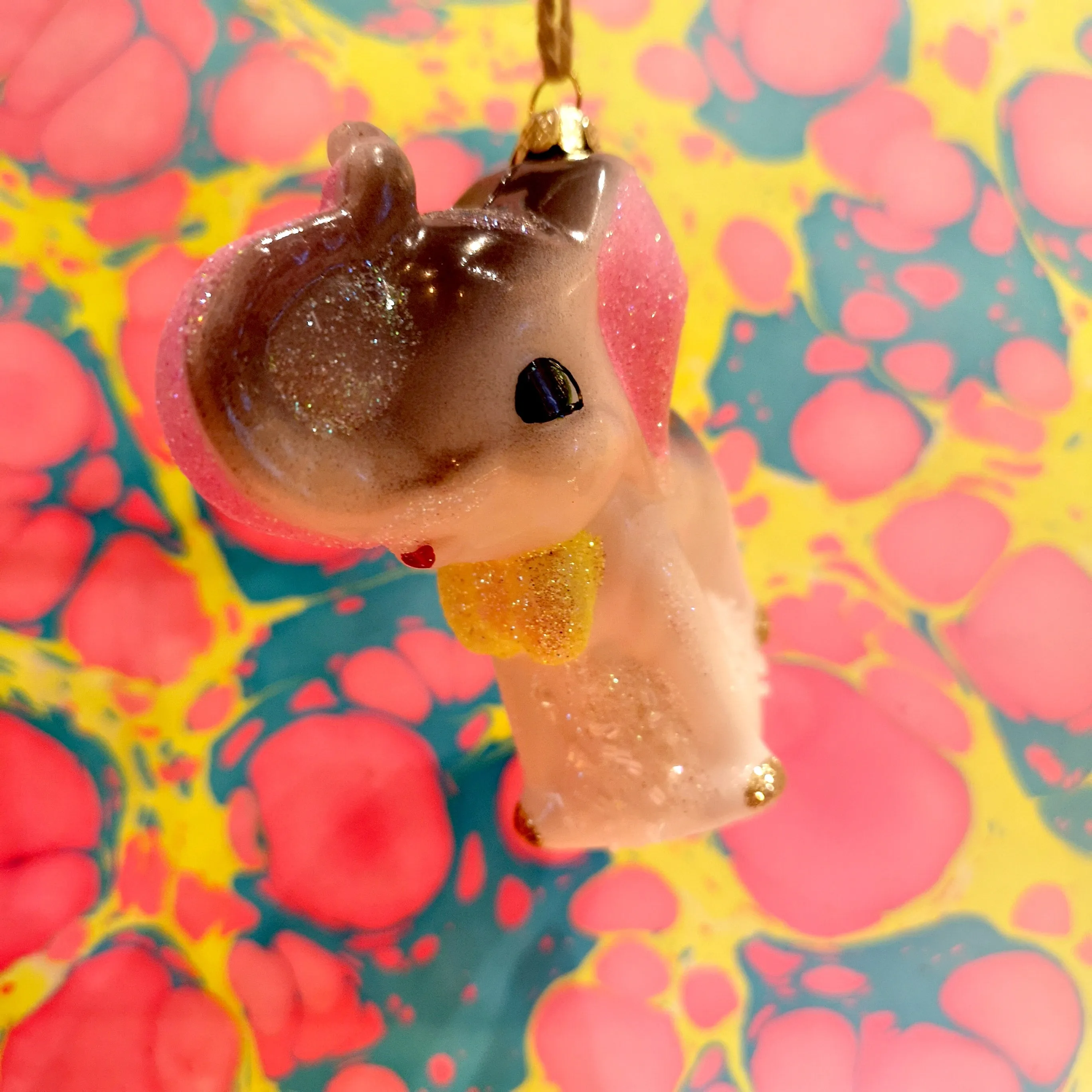 Cute elephant decoration