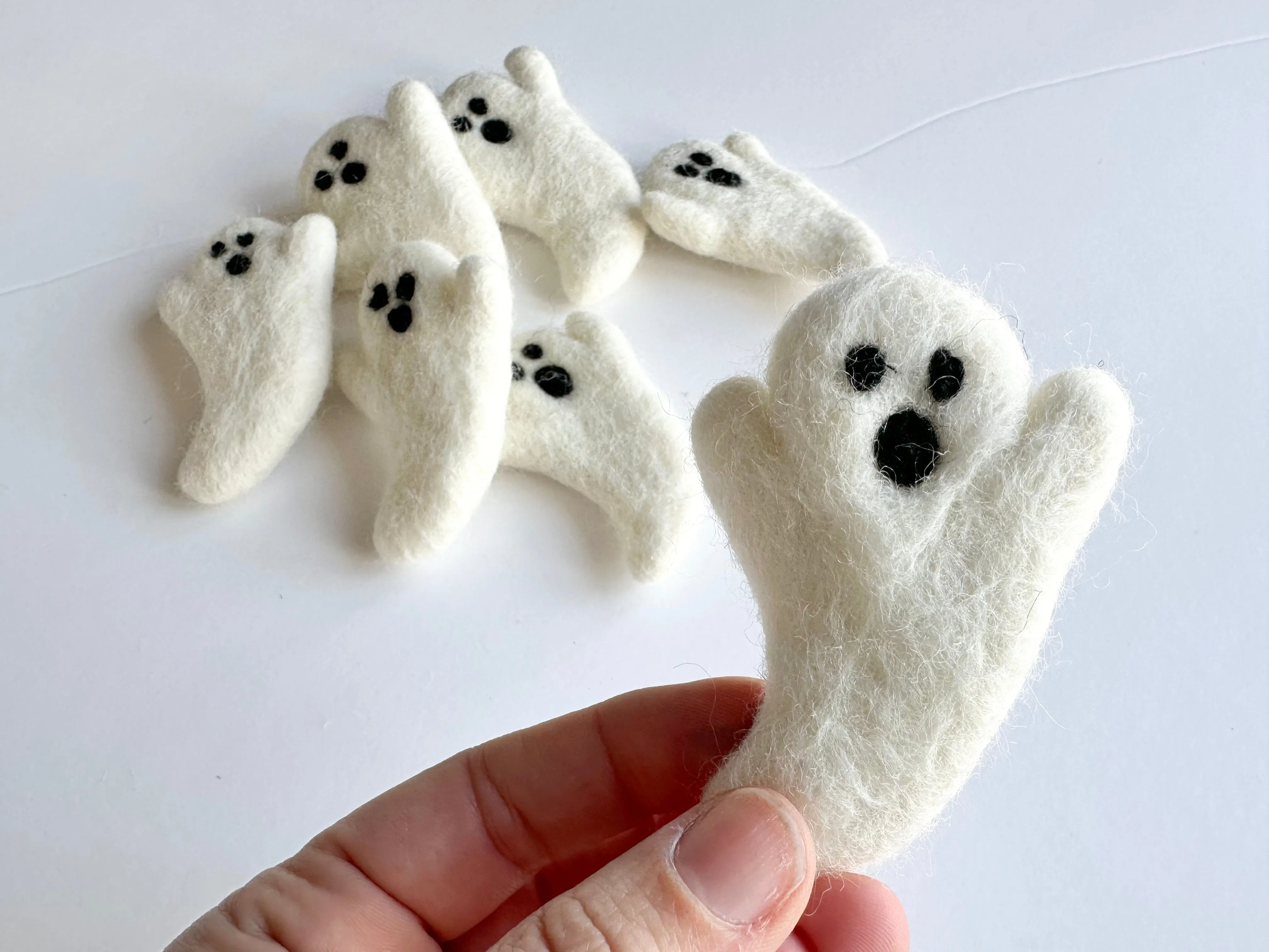 Cute Girl Ghost Garland