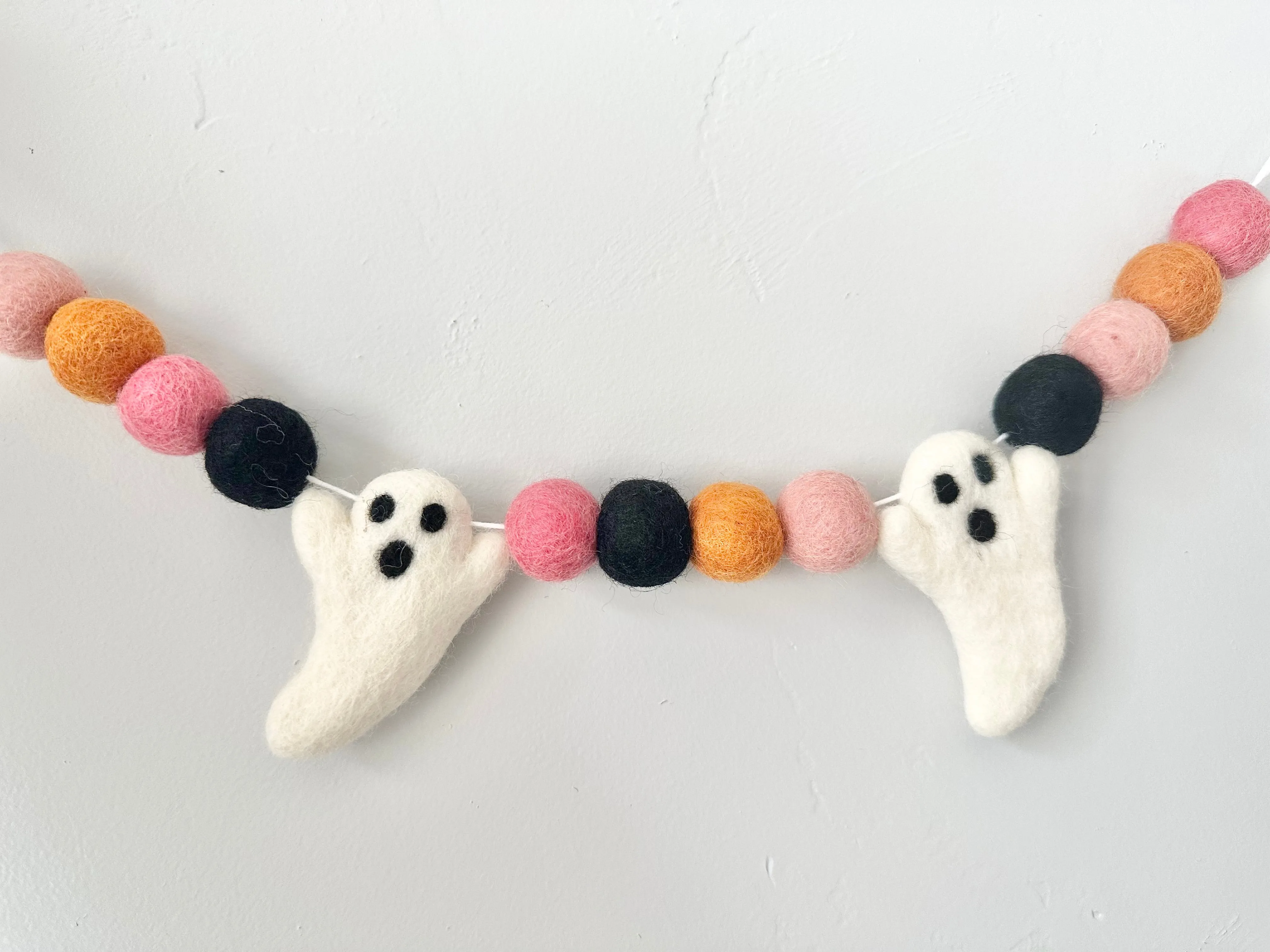Cute Girl Ghost Garland