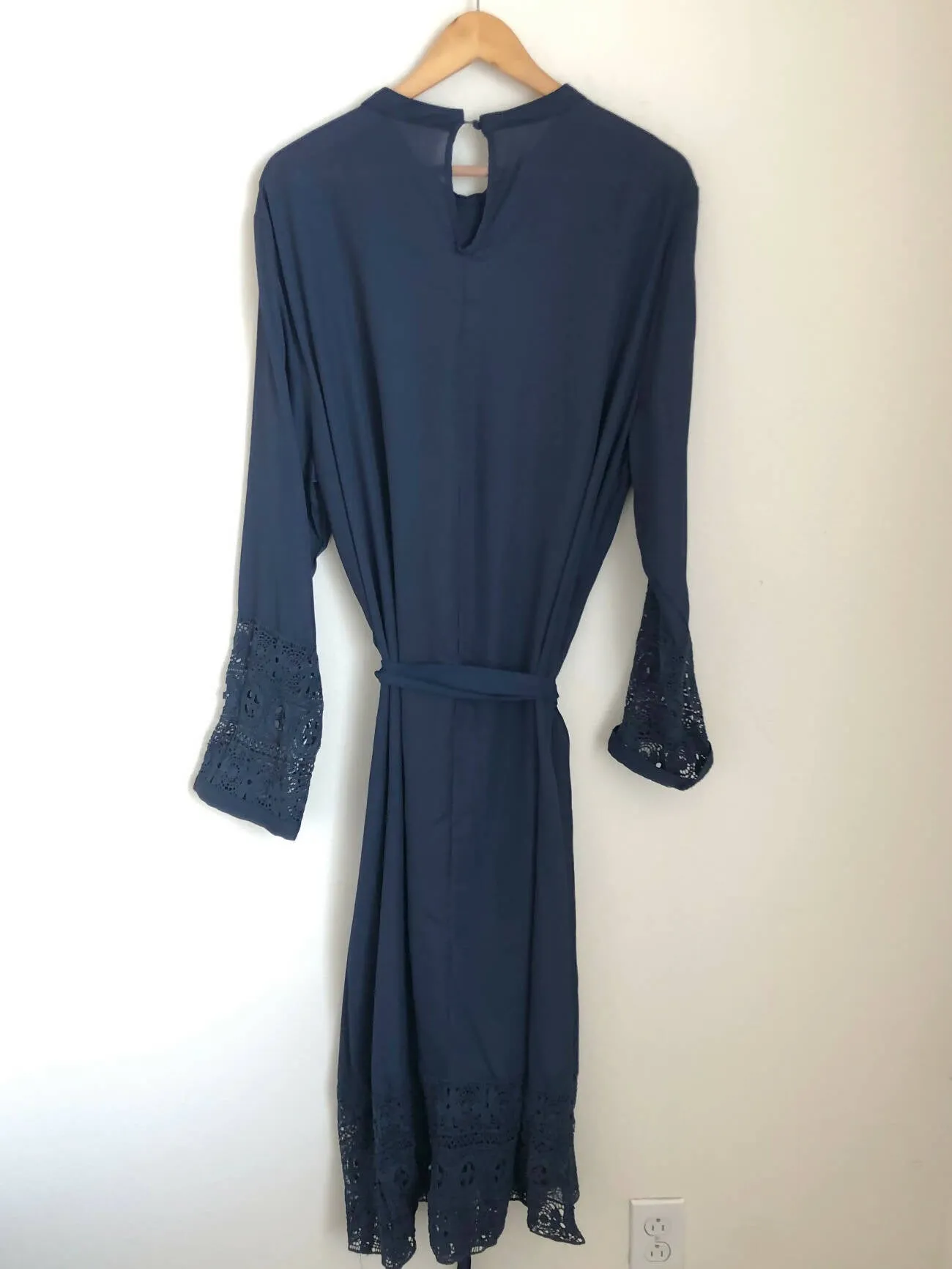 Cute ruffle collar dress