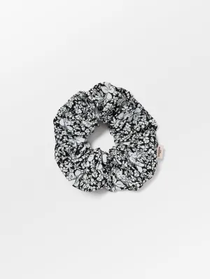 Deanna Scrunchie