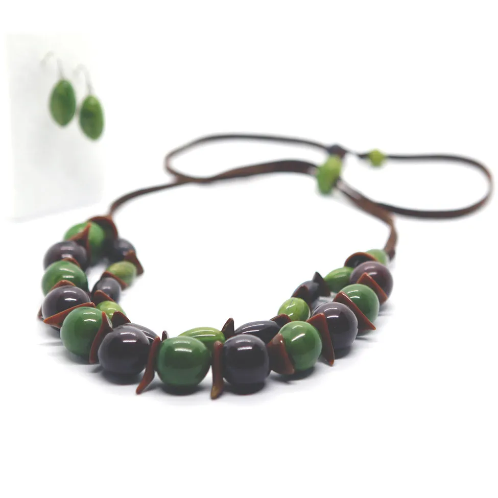 Earthy: Green Layers Tagua Necklace Set