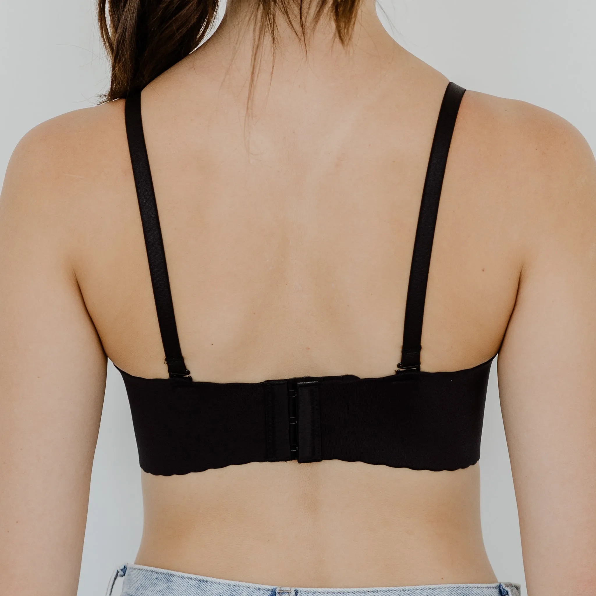 Entice Me! V2.0 Seamless Push Up Wireless Bra in Glossy Black (Size L & XL Only)
