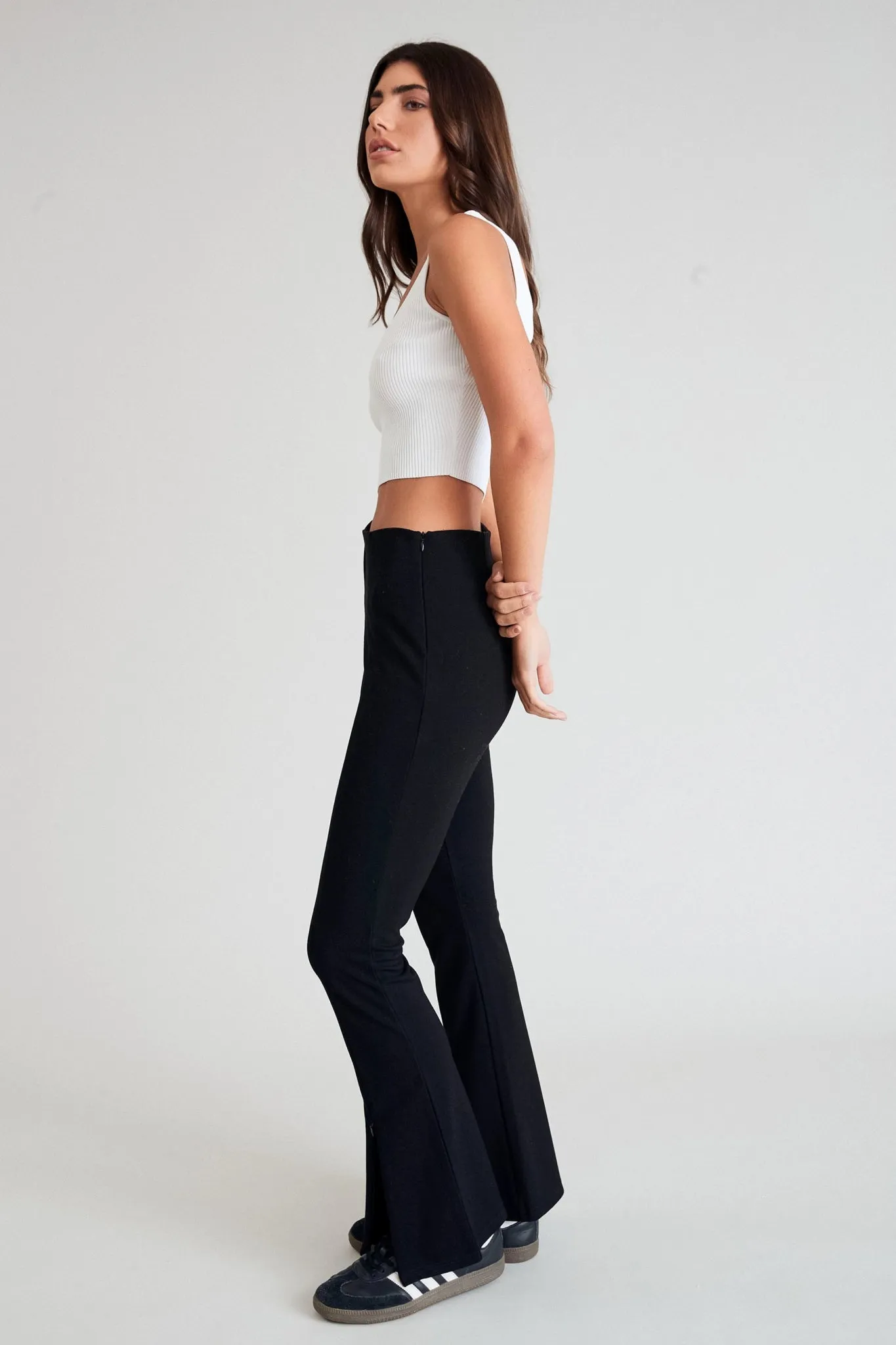 Fine Knit Flare Zip Pant (Black)