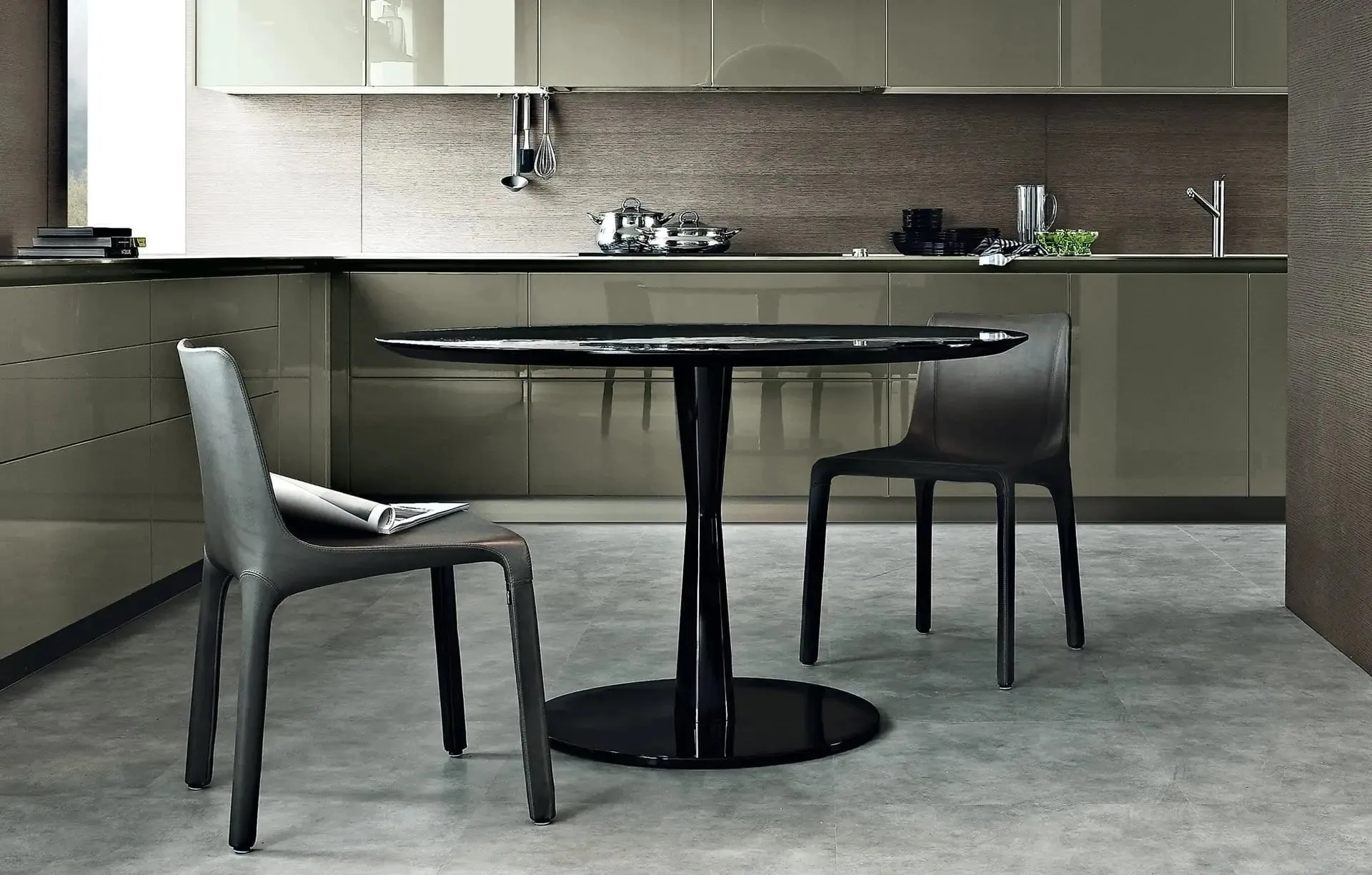 Flute Dining Table