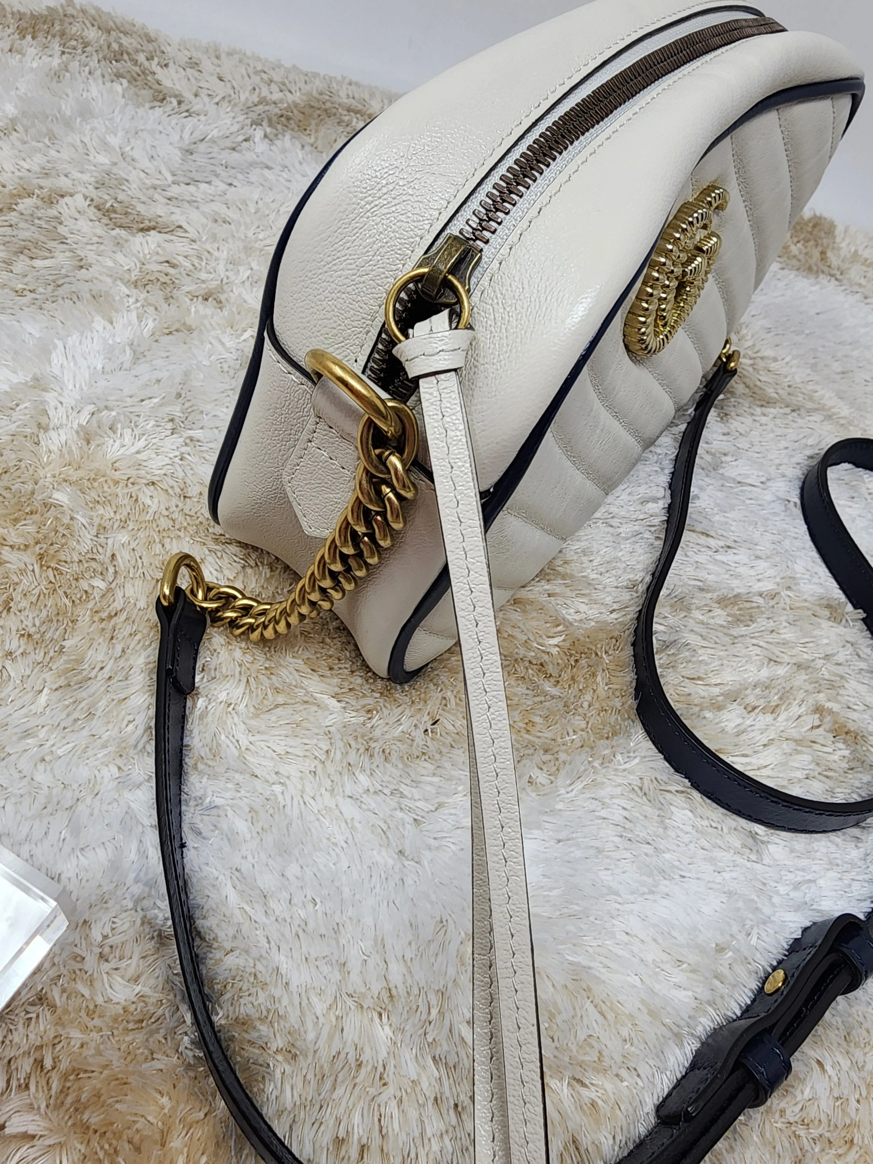 GUCCI MARMONT WHITE/ NAVY SMALL CROSSBODY