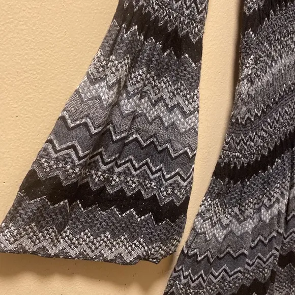 Hale Bob Black and Gray Stretchy Chevron Knit Dress