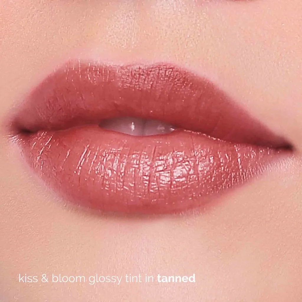 Happy Skin Kiss & Bloom Glossy Tint in Tanned