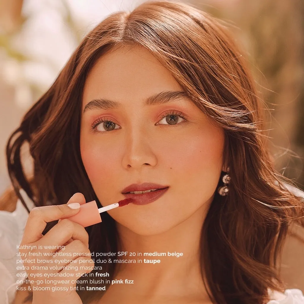 Happy Skin Kiss & Bloom Glossy Tint in Tanned