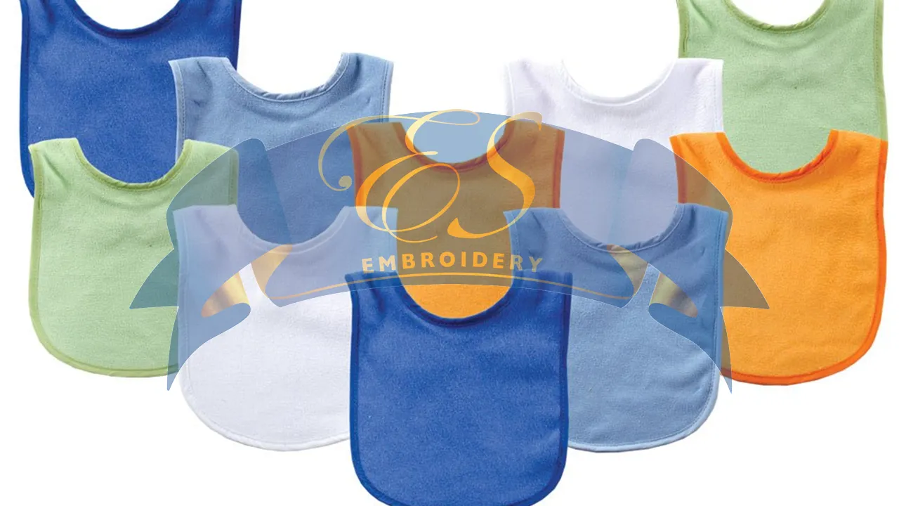 I'm Cute, Mom's Cute, Dad's Lucky Bib