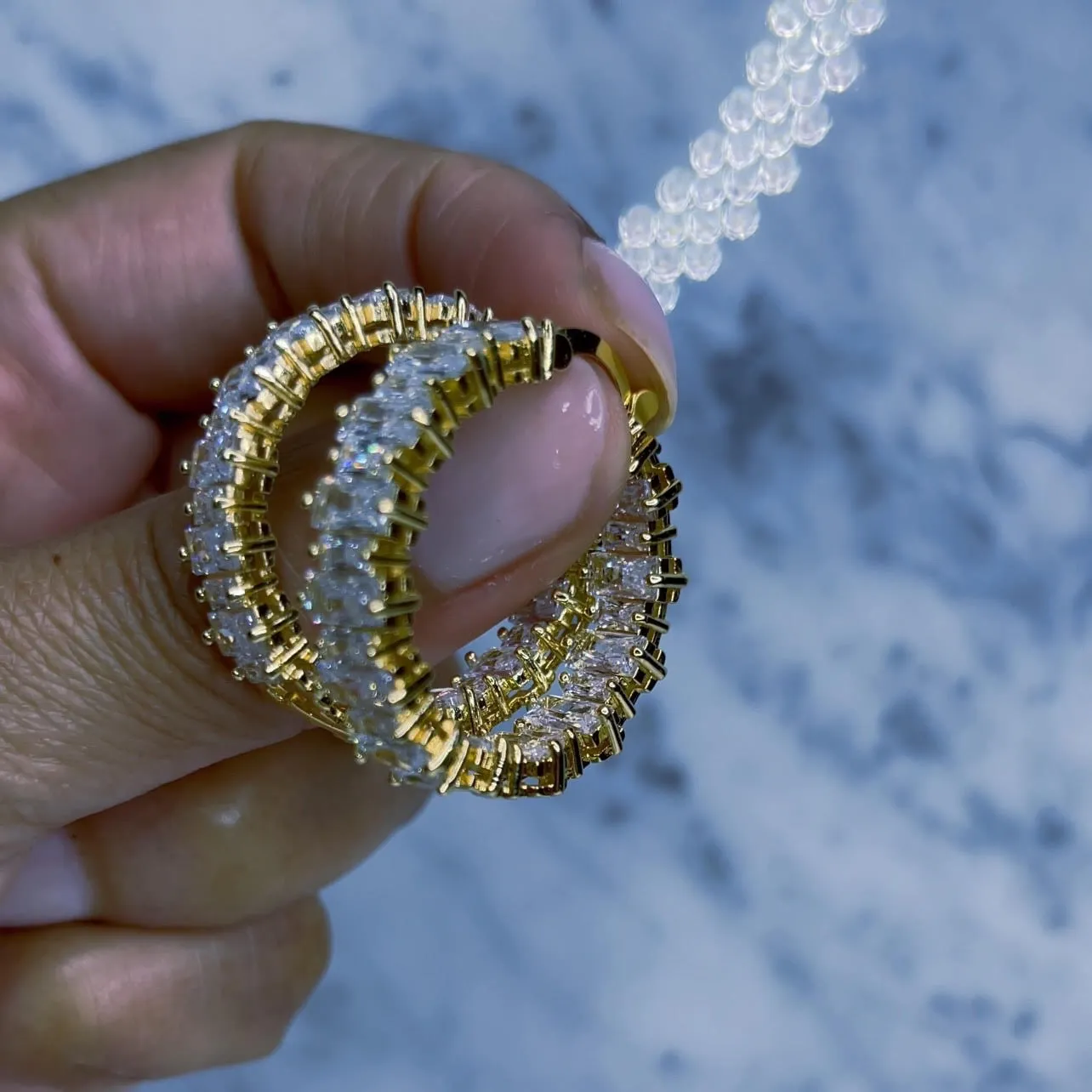 Lujosa - Baguette Hoop Earrings