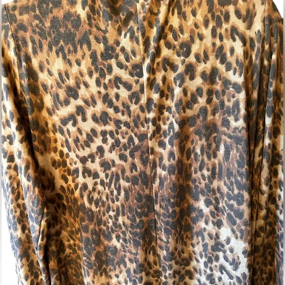Lularoe Large Leopard‎ Sarah, long duster cardigan. Cheetah. NWT