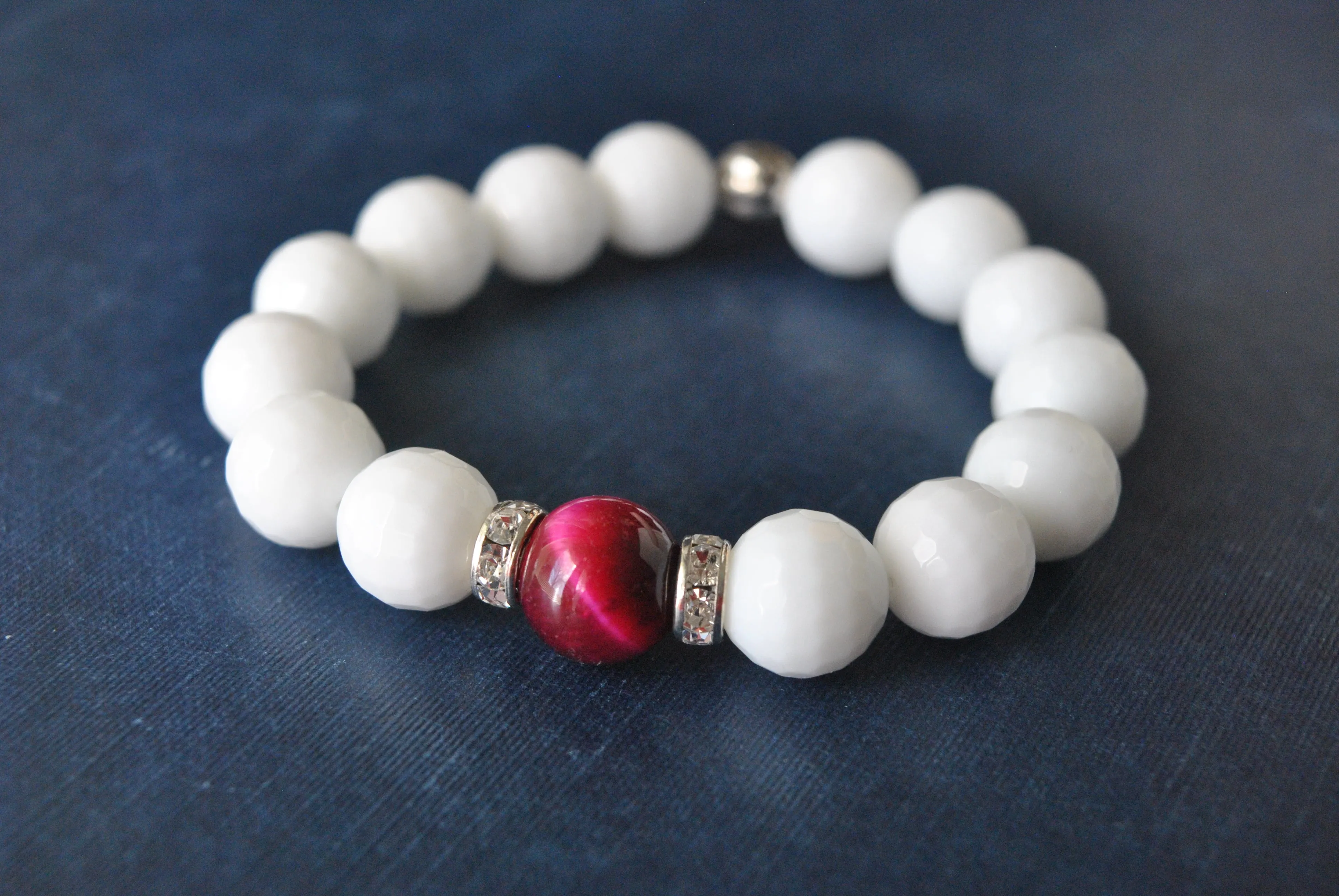 MAGENTA TIGER EYE, WHITE ONYX AND LEATHER STRETCHY BRACELETS