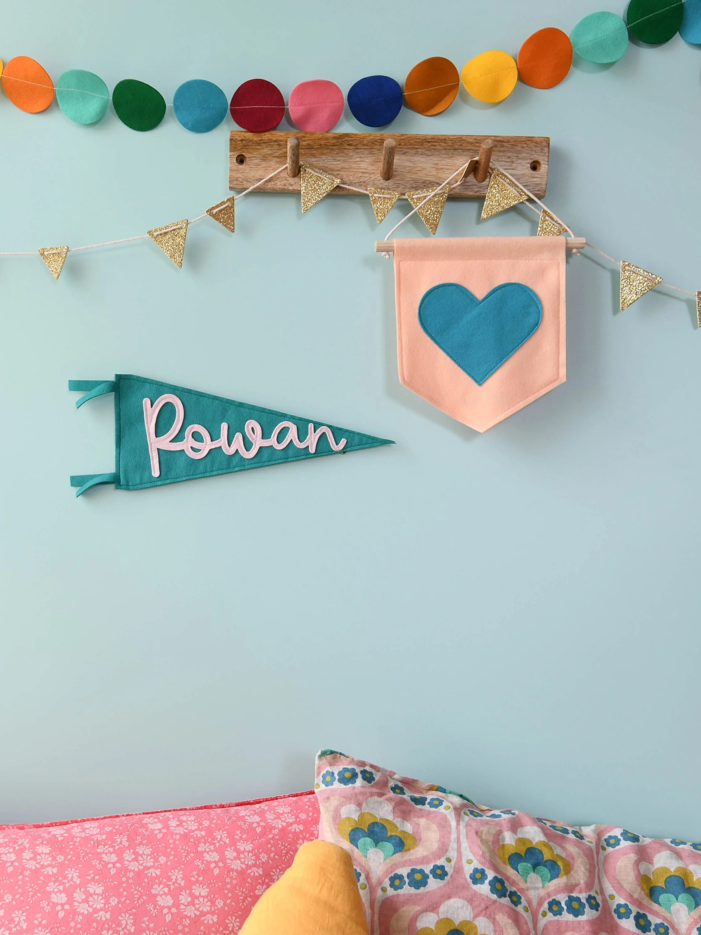 Mini Felt heart Banner