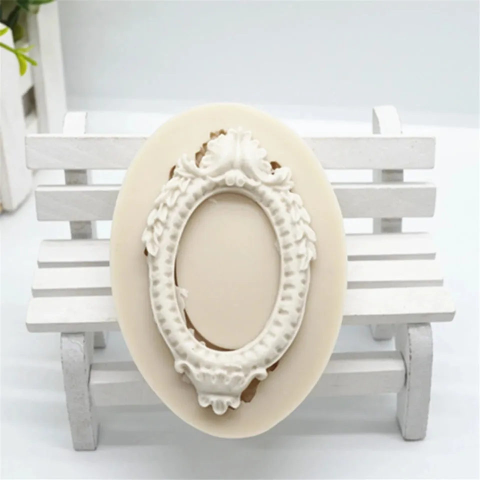MINI OVAL FRAME MOULD WITH PALM