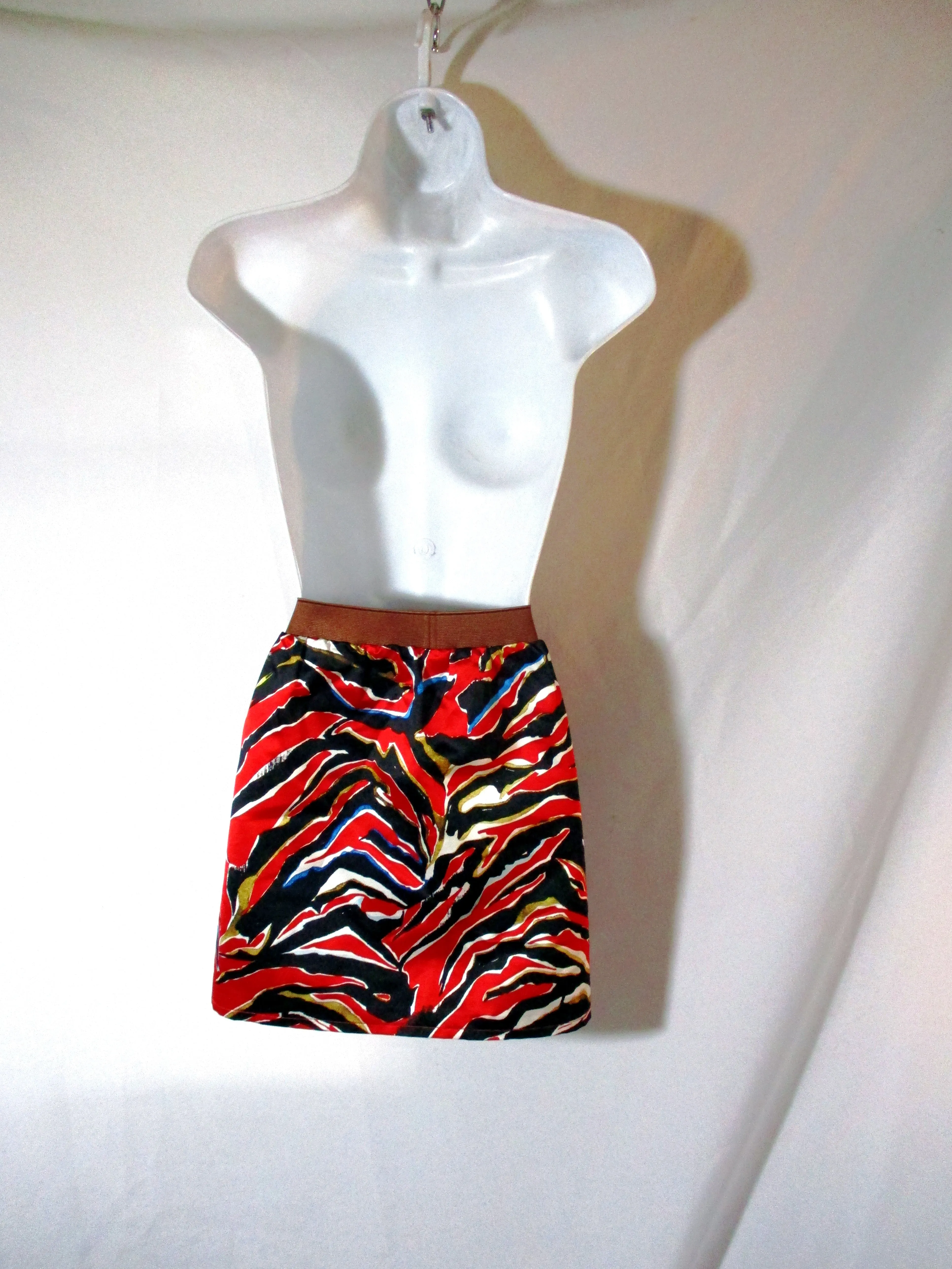 NEW BALENCIAGA Mini Skirt 38 RED BLACK TIGER STRIPE NWT WOMENS