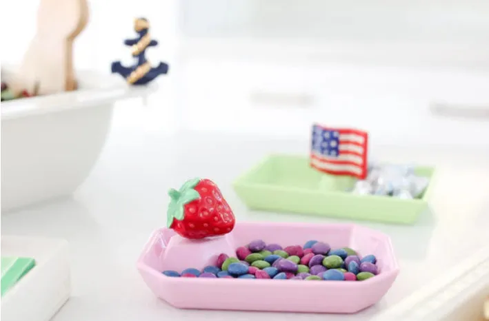 Nora Fleming Juicy Fruit (Strawberry) Mini