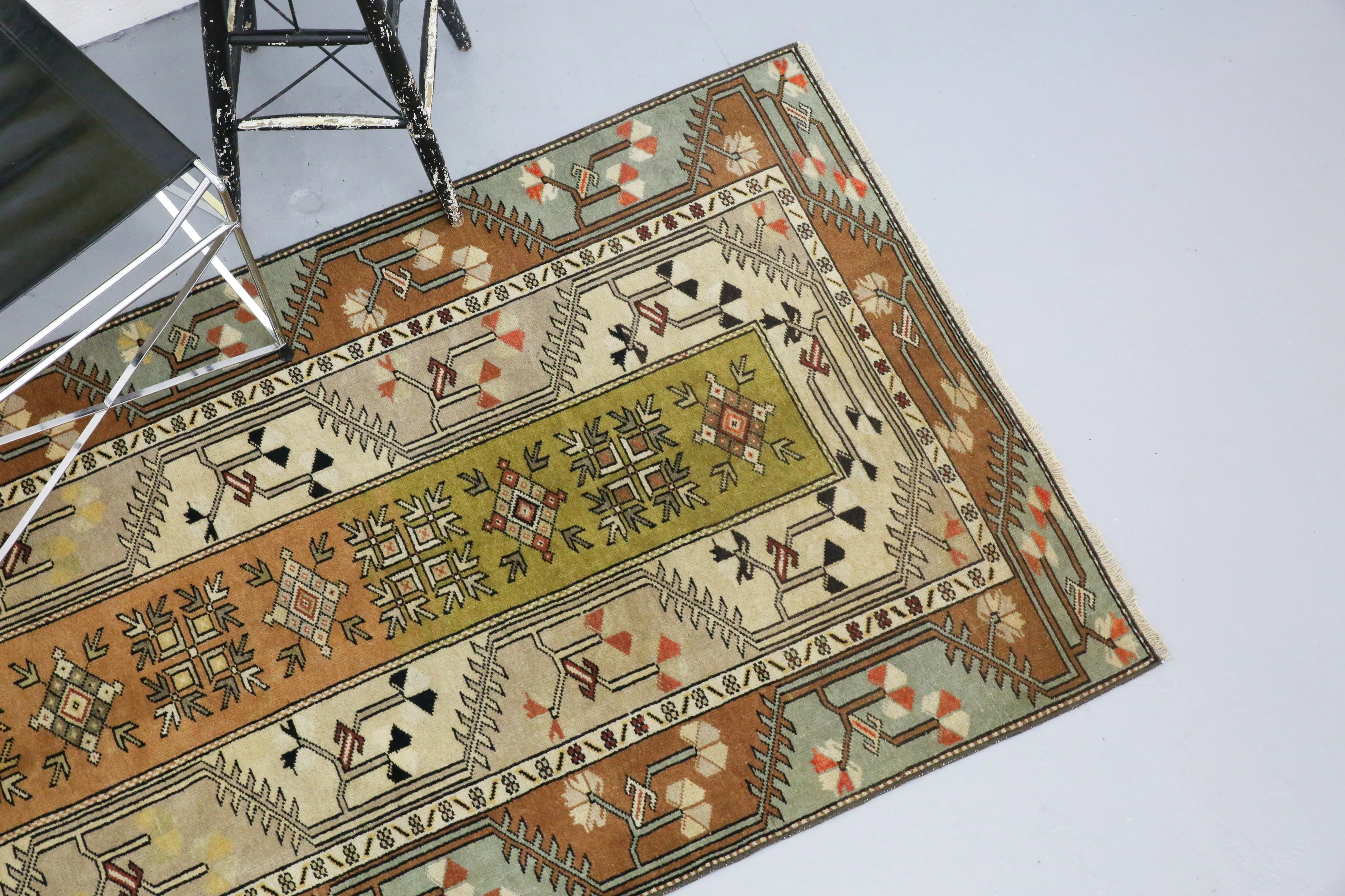 Old Turkish Milas Rug