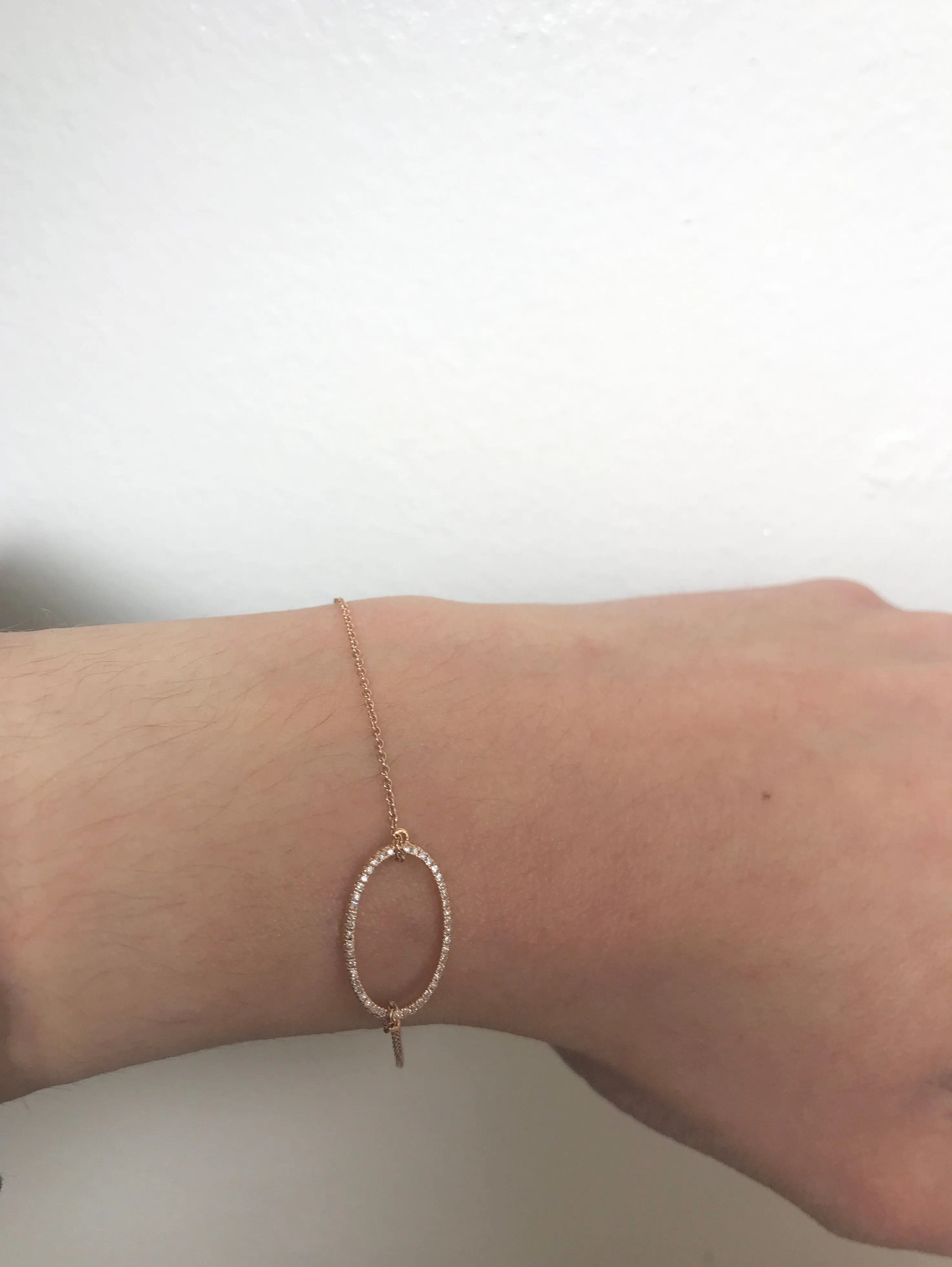 Oval Diamond Thin Chain Bracelet in 14k