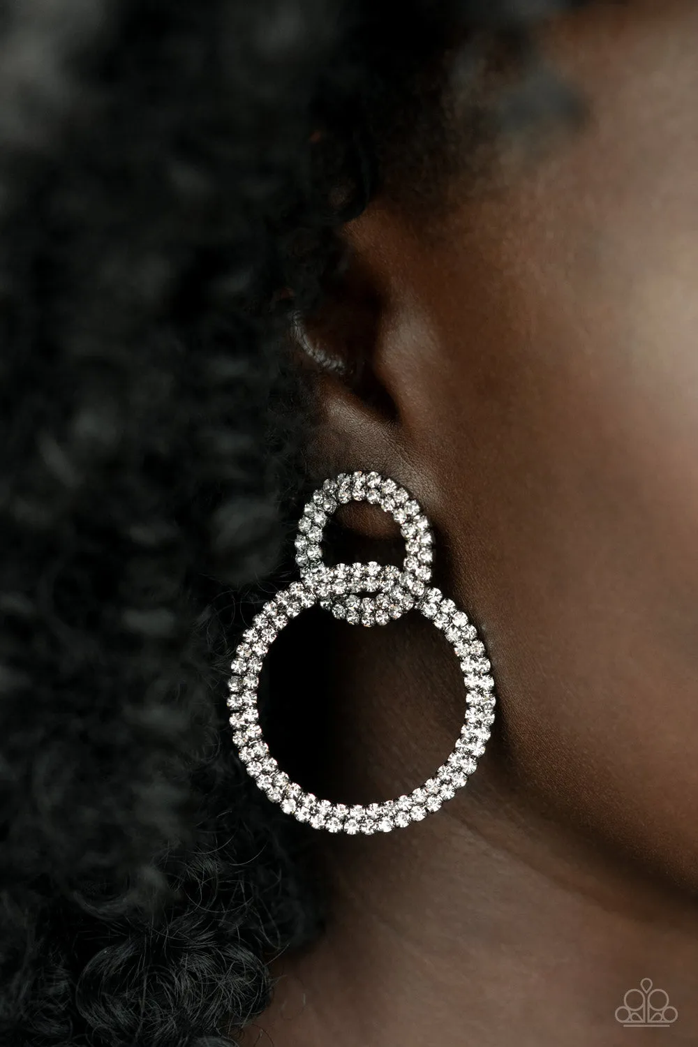 Paparazzi - Intensely Icy - Black Earrings