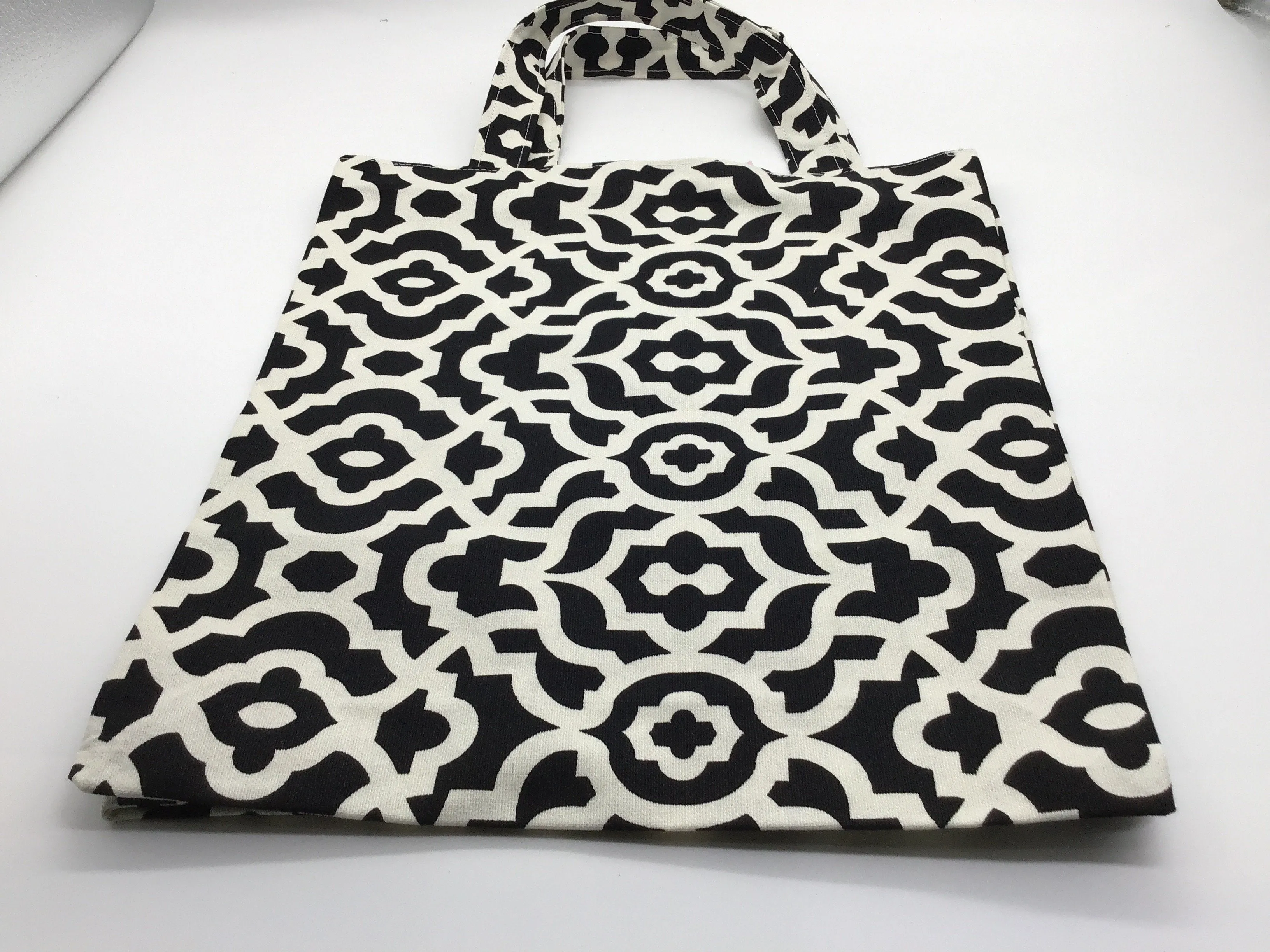 Patterned Blk/White Mini