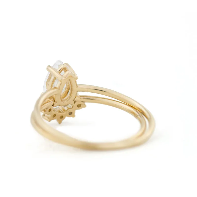 Pear Cut White Sapphire Wedding Ring Set