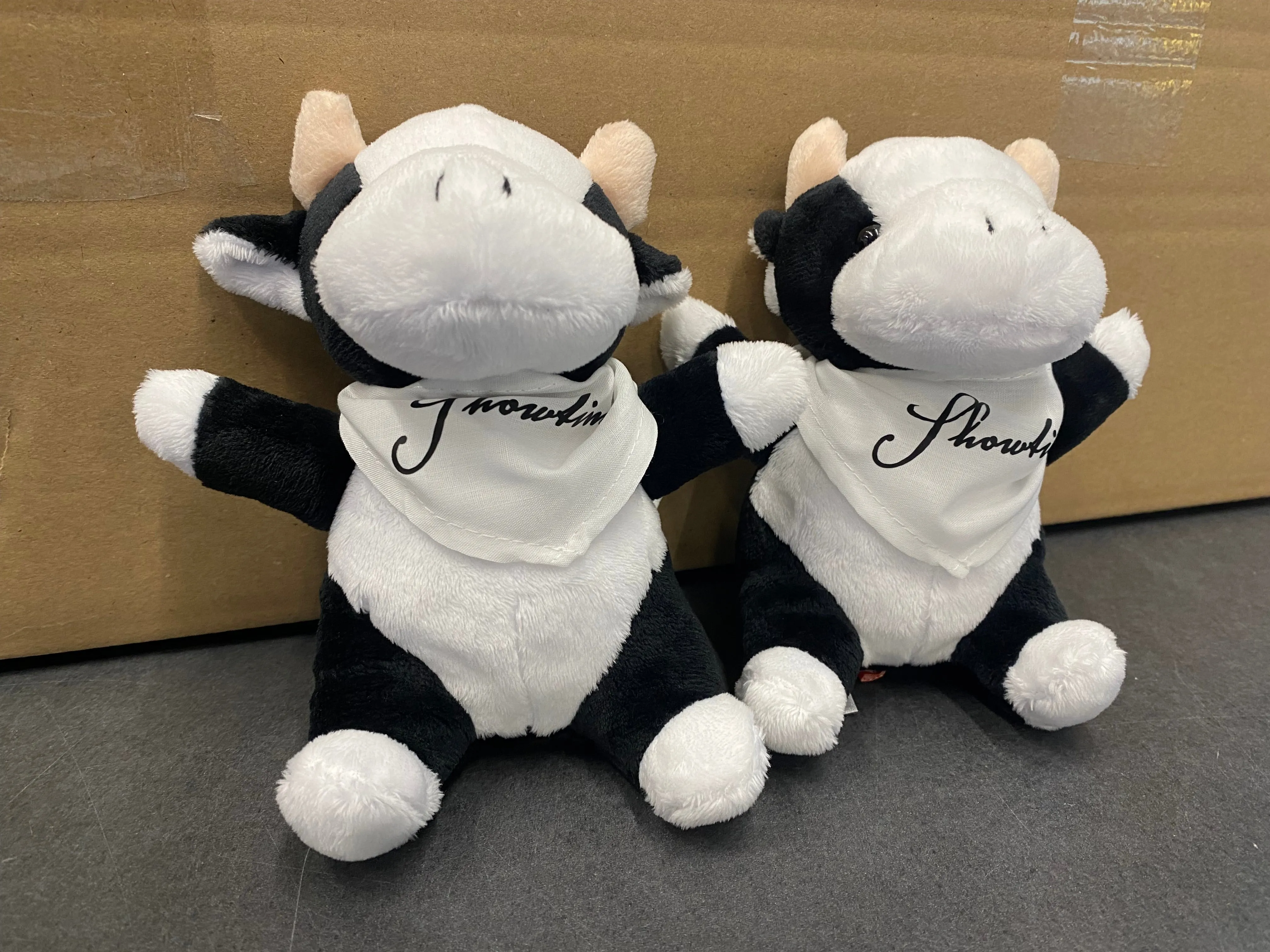 Pluche cow