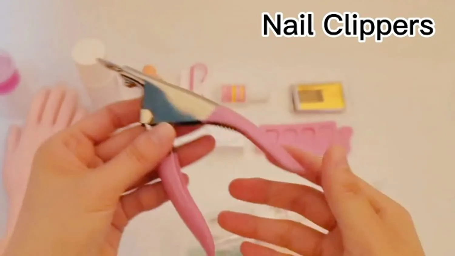 Practice Hand for Acrylic Nails, Fake Maniquin Training Hand for Nail Practice, Nail Practice Hand with Acrylic Nail Powder and Liquid Set, Nail Kit Set Professional Acrylic with Manincure Hand