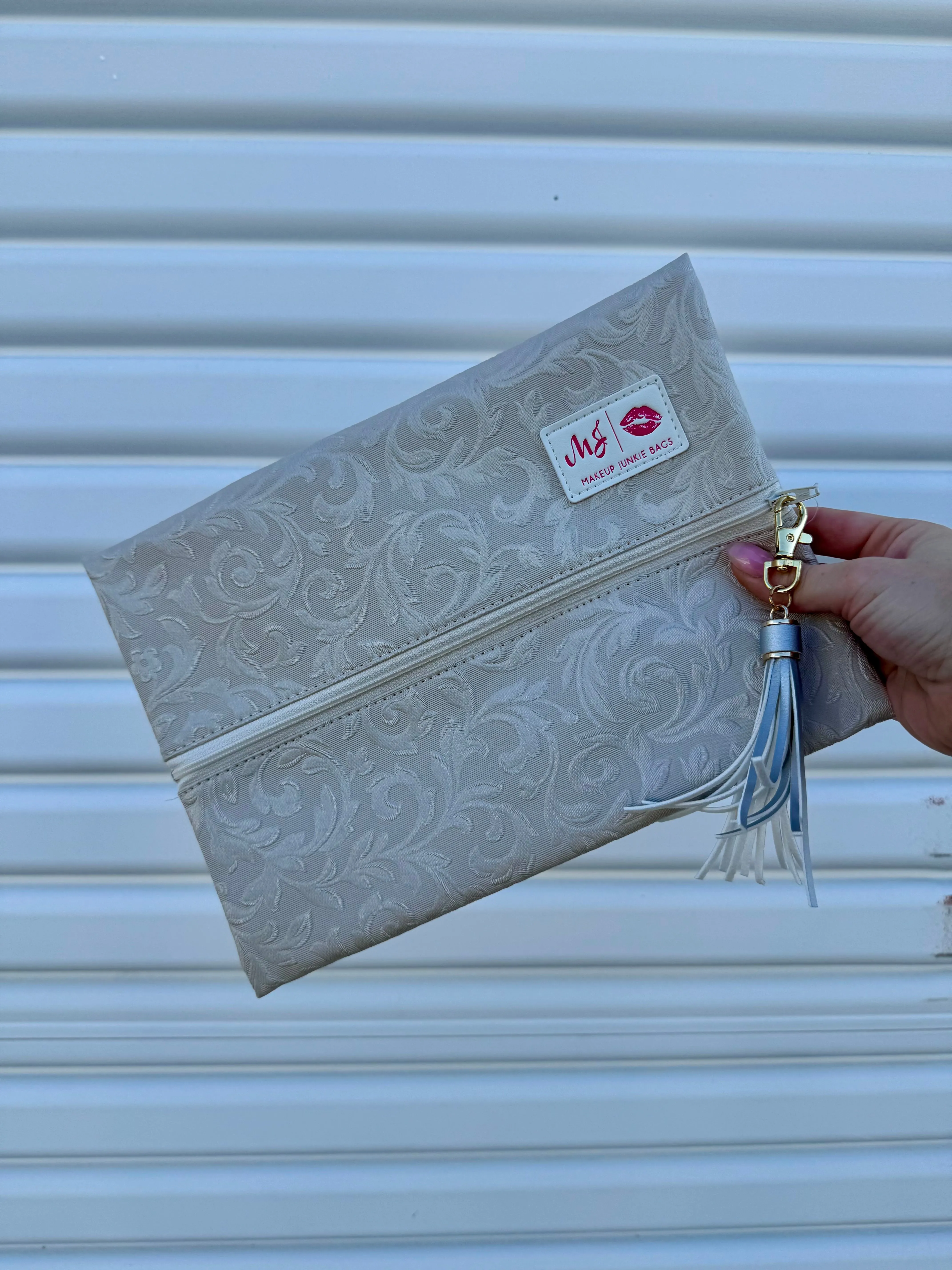 READY TO SHIP: Florence by Makeup Junkie
