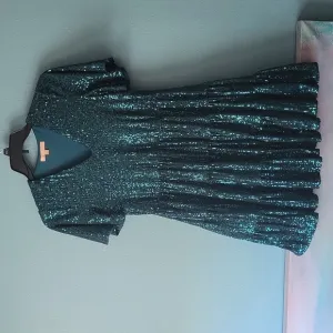 Ricarica emarld green Sequin baby doll dress