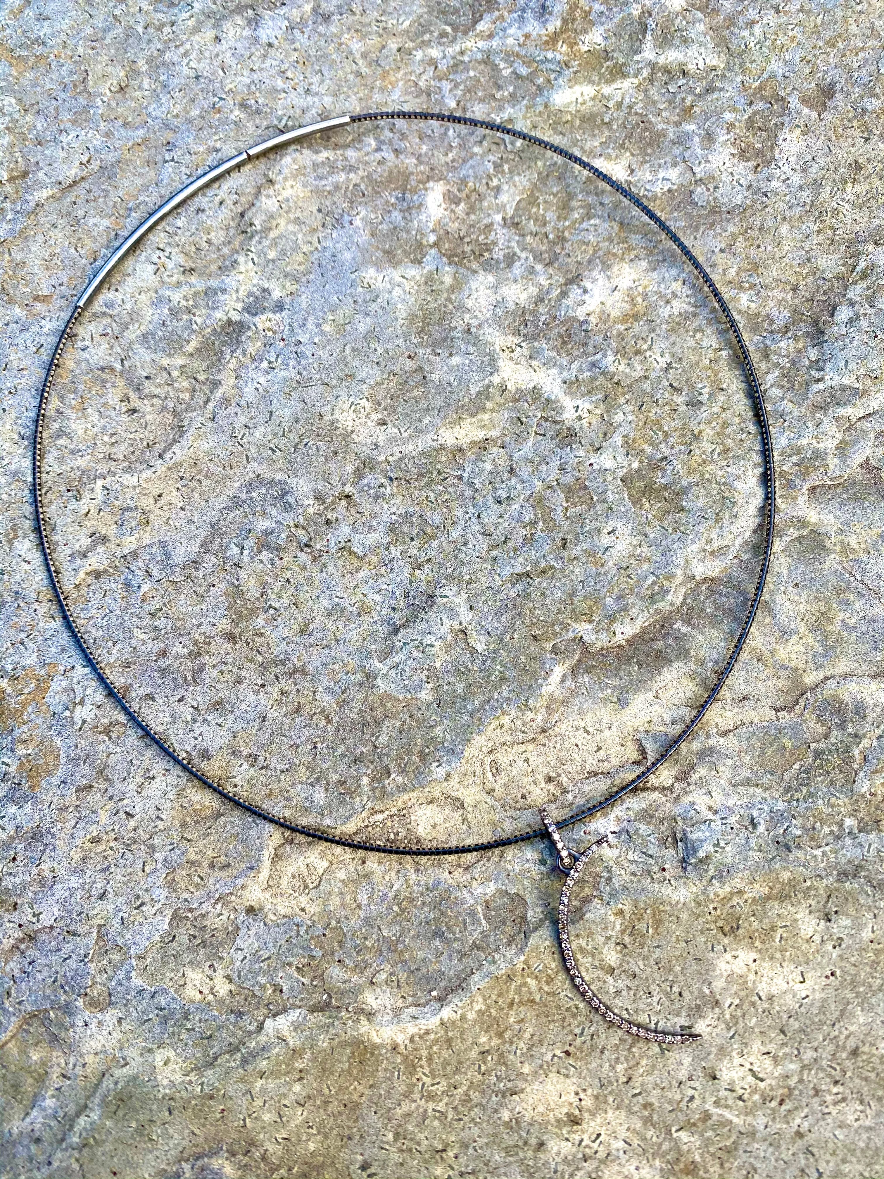 Sliver Moon Choker