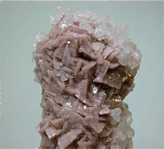 SOLD Calcite on Dolomite, Trepca Complex near Mitrovica, Kosovska Municipality, Kosovo, Mined 2014, Miniature 2.5 X 3.0 X 4.5 cm, $125.  Online 8/19.