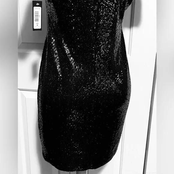 Tiana B. Sequins bodycon midi dress size M Black NWT