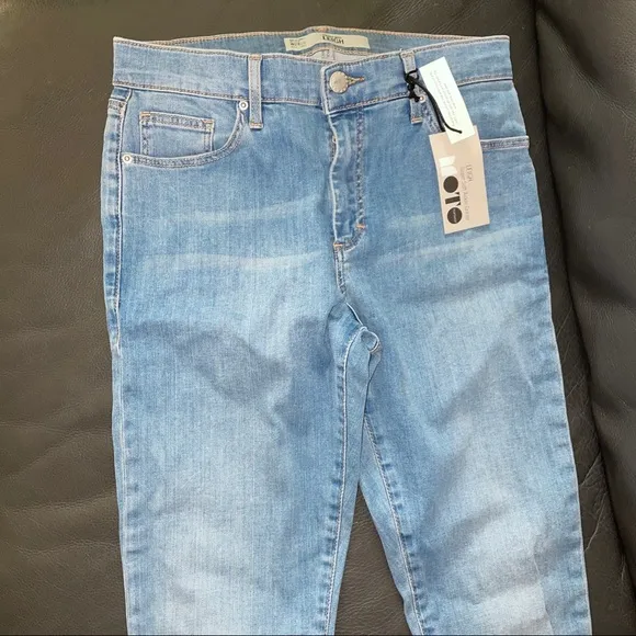 Topshop Bleach Stretchy Ripped Knee Leigh Jeans