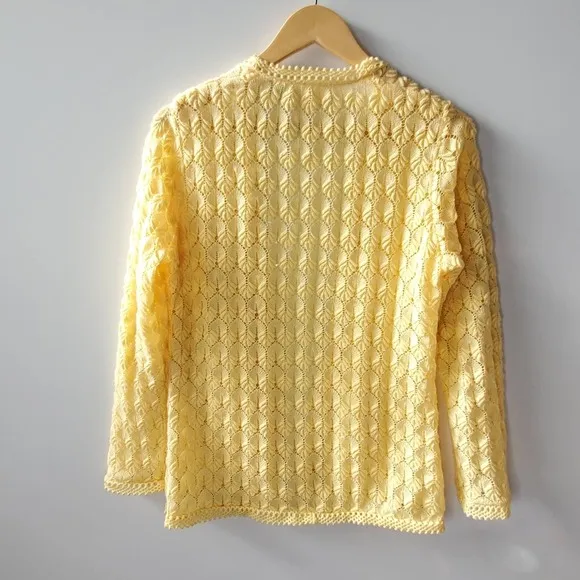 Vintage Knit collection Yellow knit textured stretchy cardigan sweater