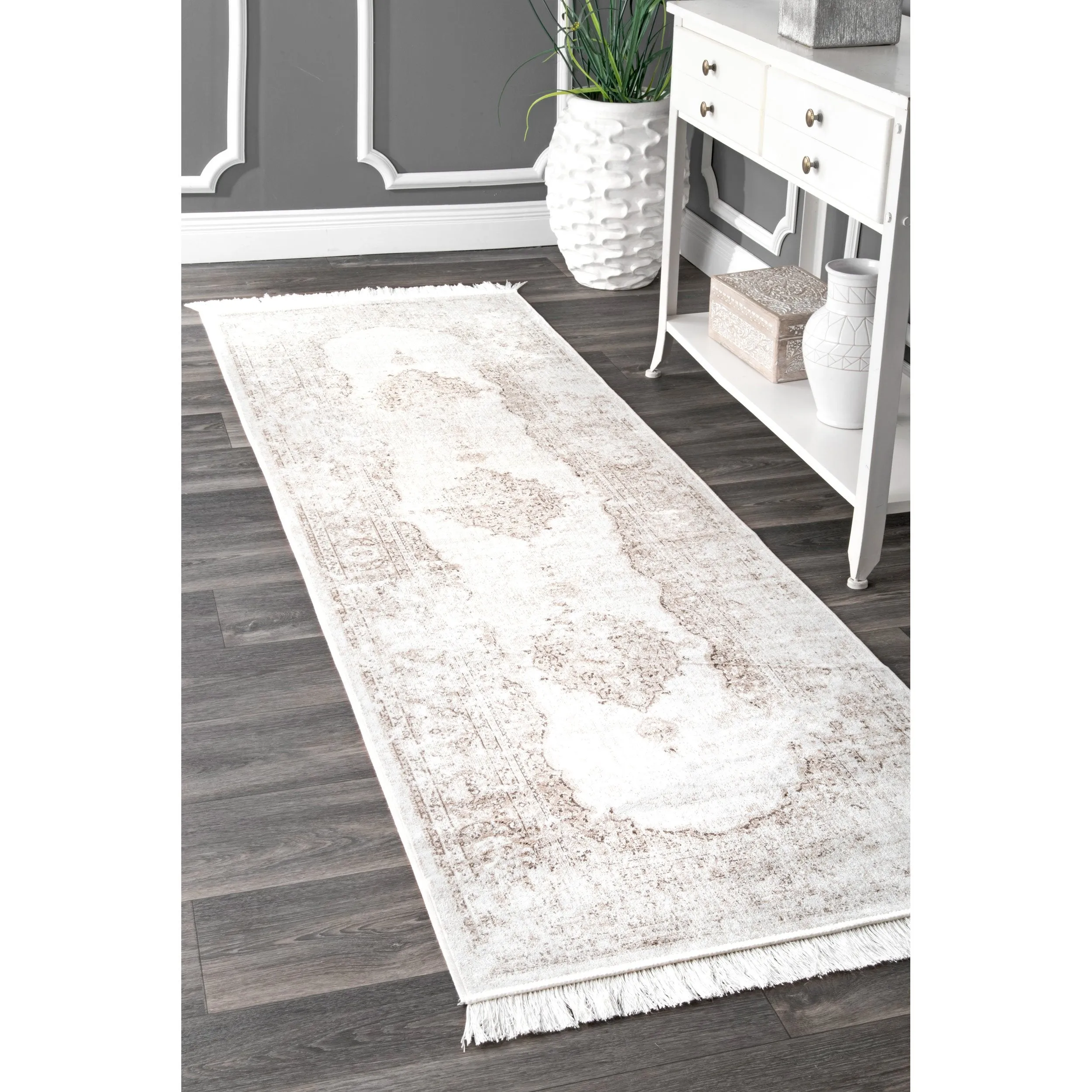 Vintage Medallion Cantrell Fringe Rug