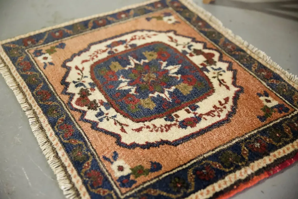 Vintage Mini Turkish Rug 23"x25.5"