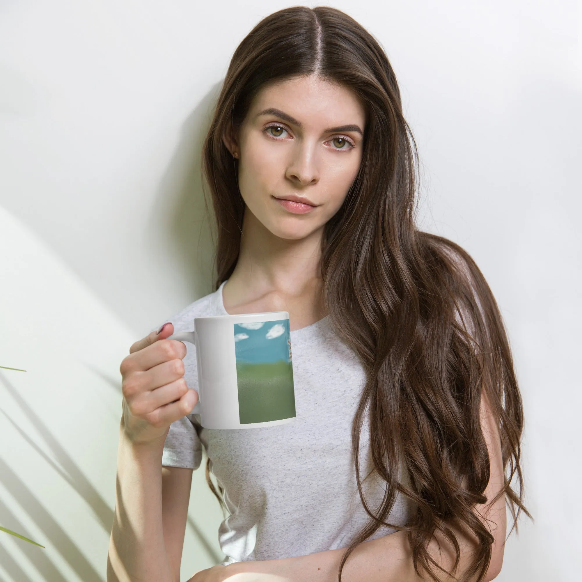 White glossy mug tree